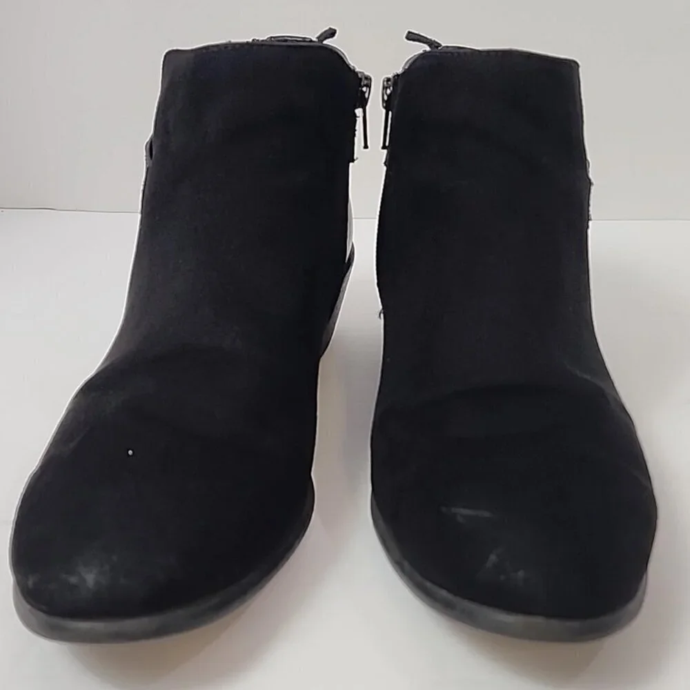 Old Navy Black Ankle Boots Side Zip Buckle Round Toe Size 9